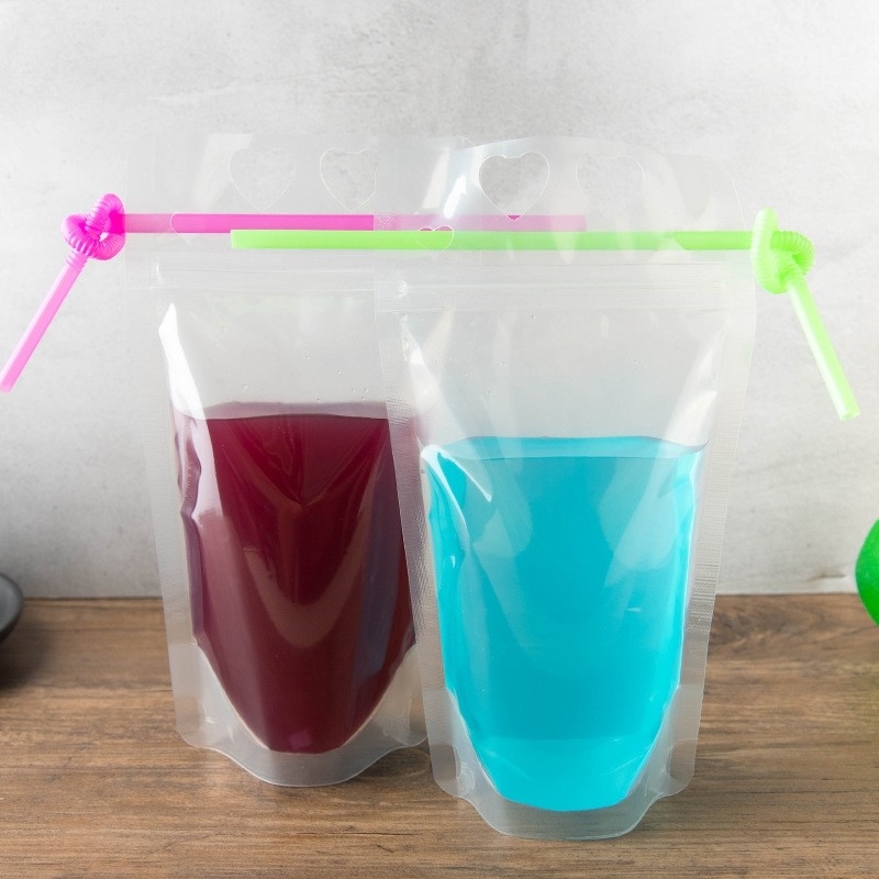 750ml, 1000ml Customized Standing Translucent Drink Pouch bag With Straw, full color printing