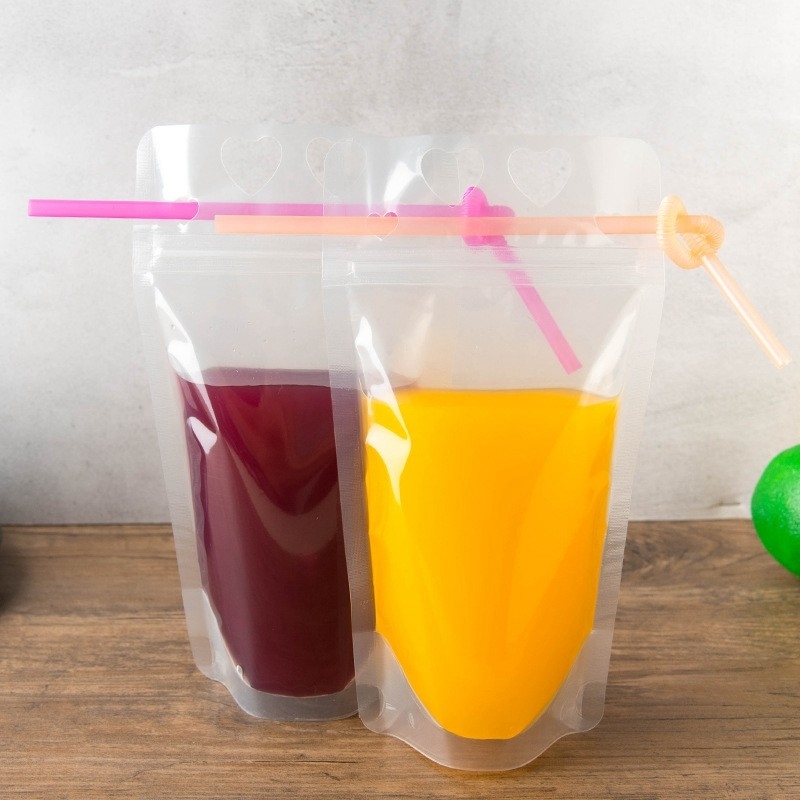 750ml, 1000ml Customized Standing Translucent Drink Pouch bag With Straw, full color printing