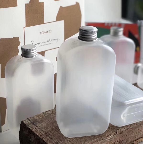 clear PET Plastic beverage Bottles with logo for boba shops